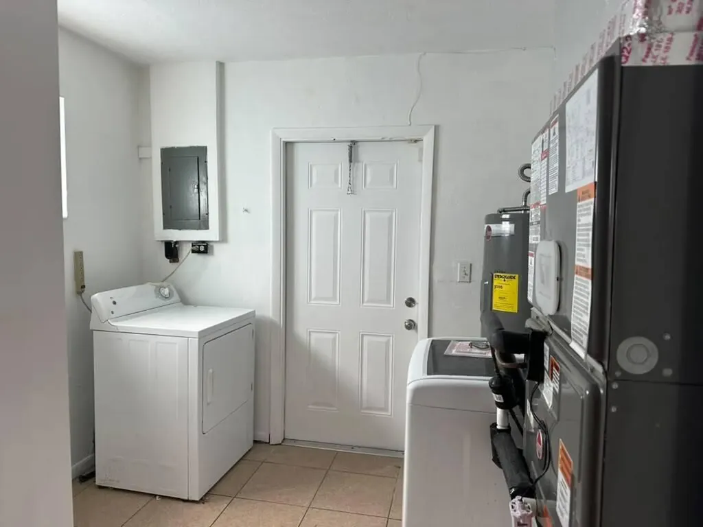 7231 Freedom Street Hollywood FL 33024
