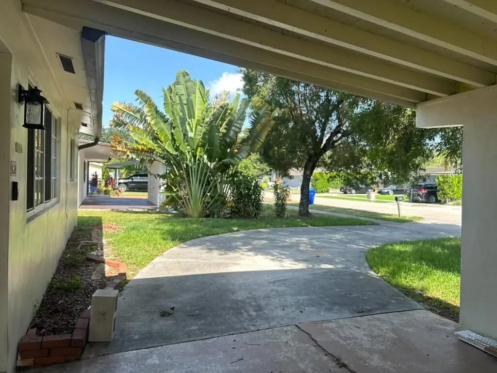7231 Freedom Street Hollywood FL 33024