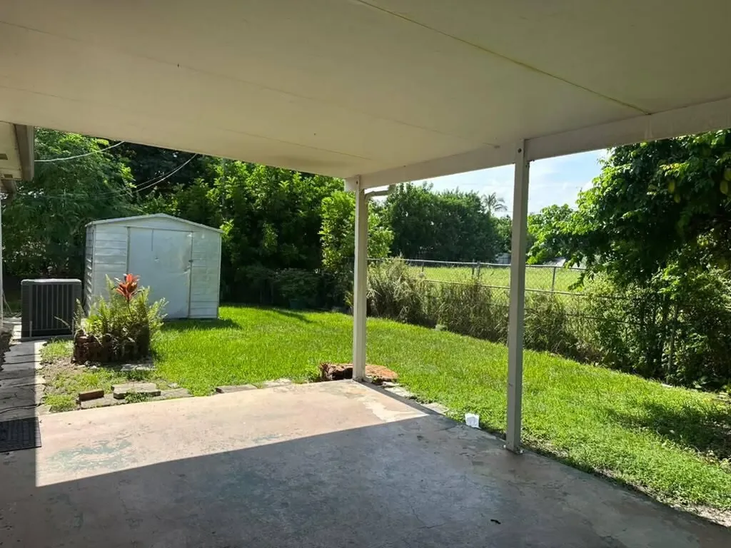 7231 Freedom Street Hollywood FL 33024