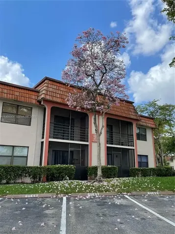 871 NE 207th Lane Miami FL 33179