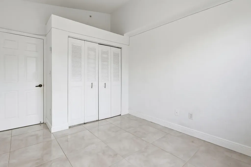 785 SW 148th Avenue Sunrise FL 33325
