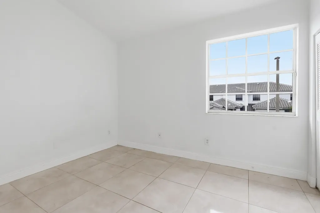 785 SW 148th Avenue Sunrise FL 33325