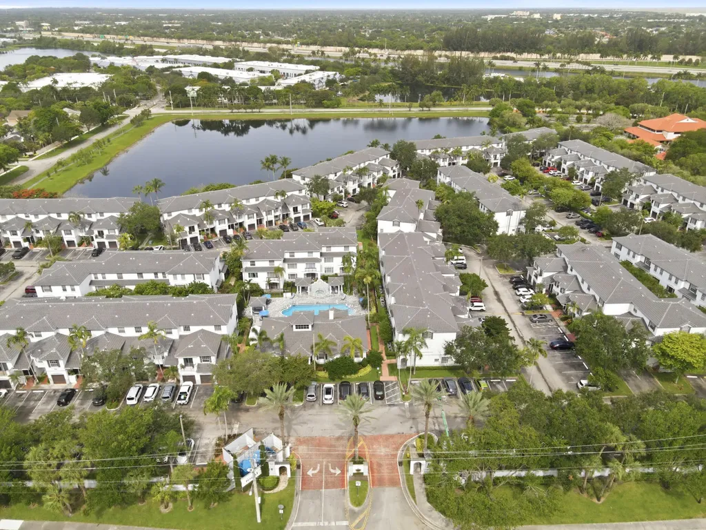 785 SW 148th Avenue Sunrise FL 33325