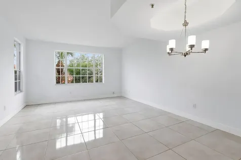 785 SW 148th Avenue Sunrise FL 33325