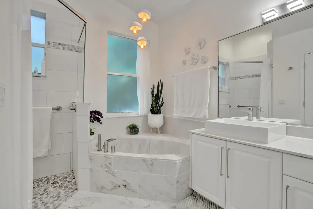 5860 NW 120th Avenue Coral Springs FL 33076
