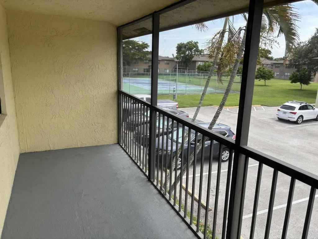 10020 Winding Lake Road Sunrise FL 33351