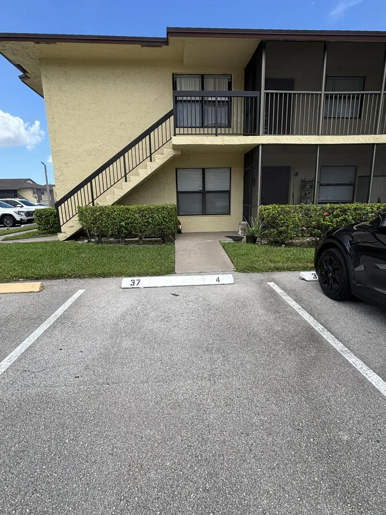 10020 Winding Lake Road Sunrise FL 33351