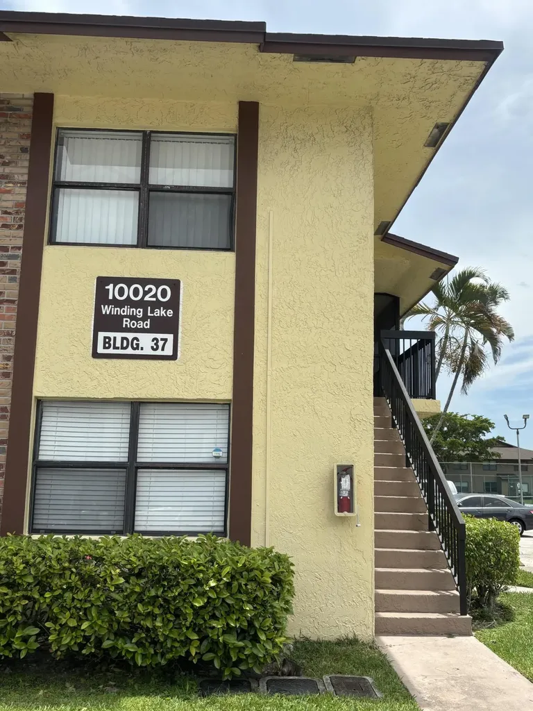 10020 Winding Lake Road Sunrise FL 33351