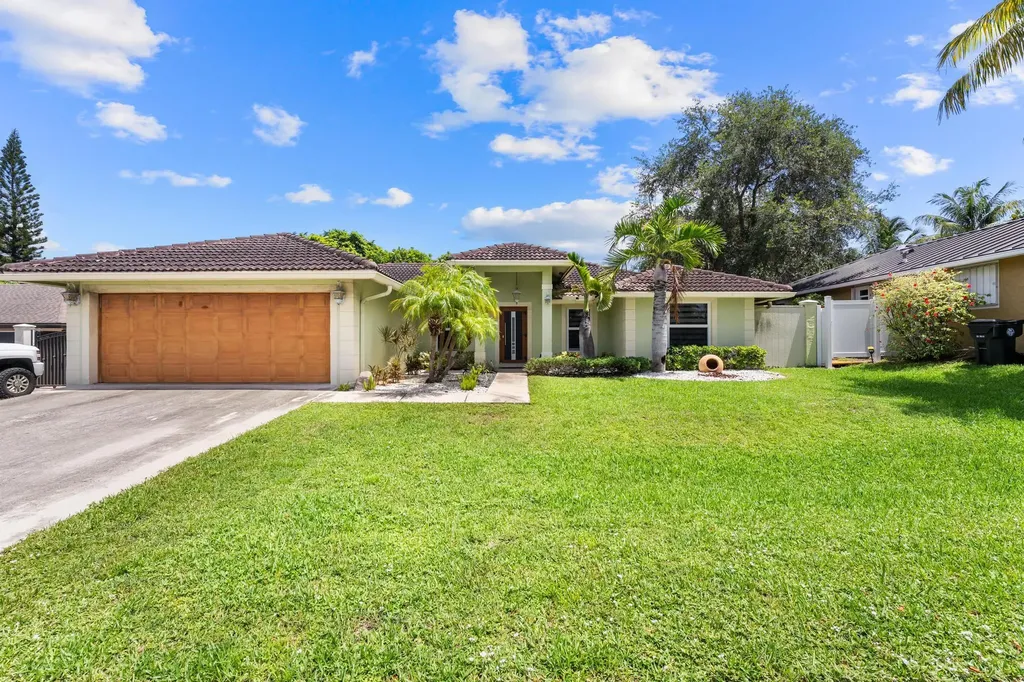 1750 17th Avenue N Lake Worth Beach FL 33460
