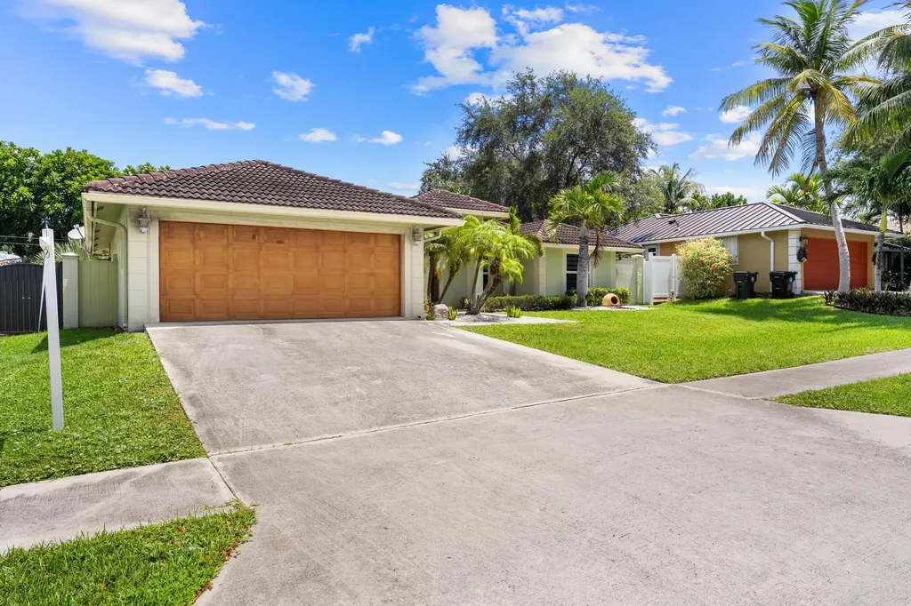1750 17th Avenue N Lake Worth Beach FL 33460