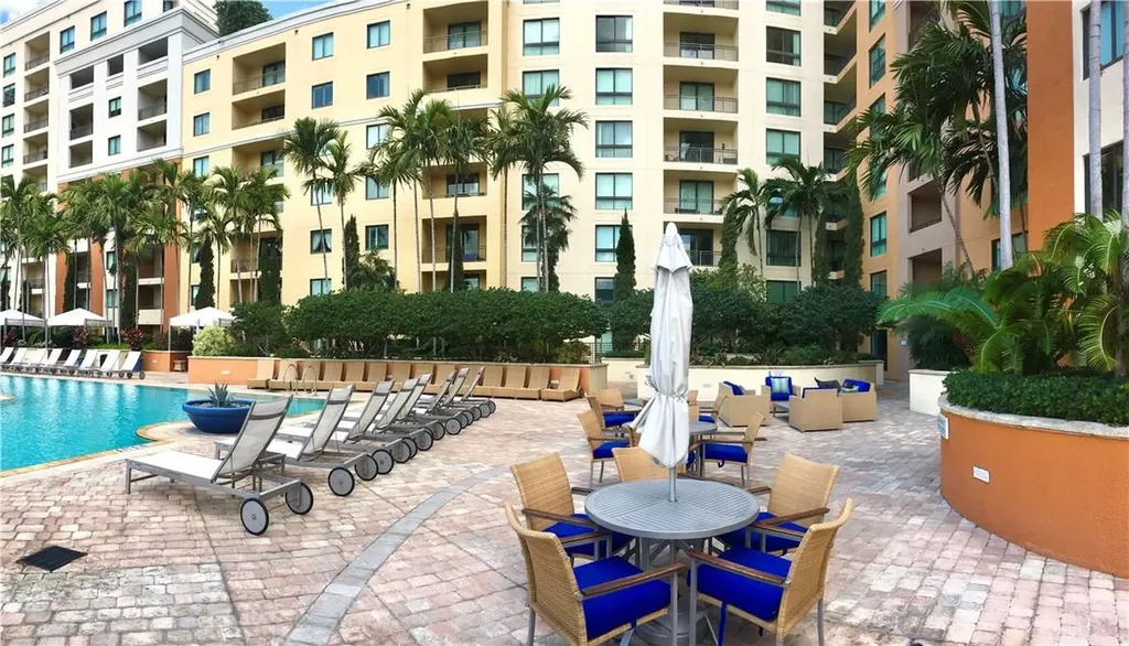 100 N Federal Highway Fort Lauderdale FL 33301