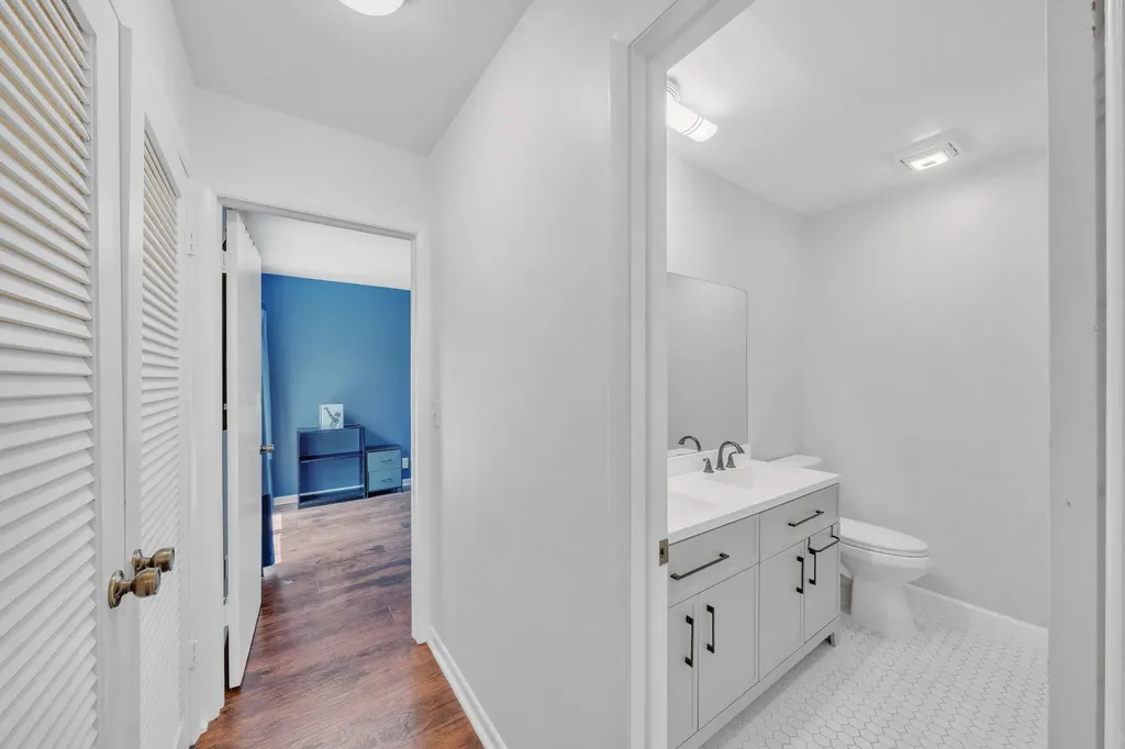 235 NW 15th Street Boca Raton FL 33432