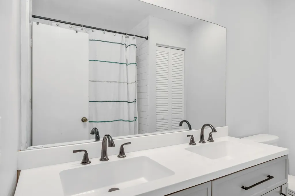 235 NW 15th Street Boca Raton FL 33432