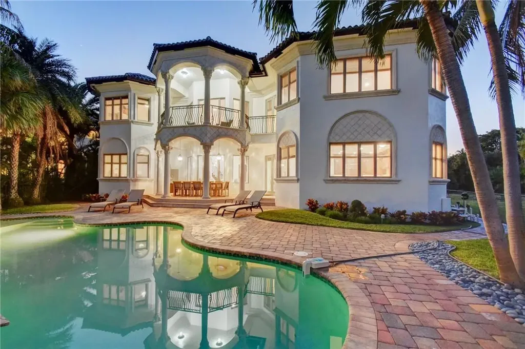 1320 S Lakeside Drive Lake Worth Beach FL 33460