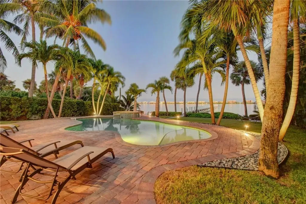 1320 S Lakeside Drive Lake Worth Beach FL 33460