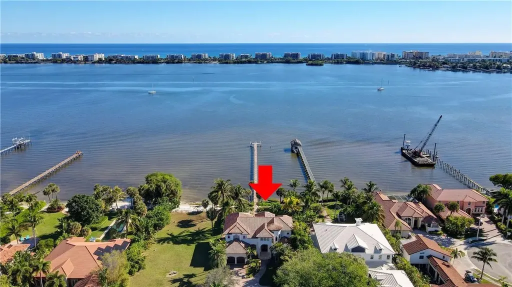 1320 S Lakeside Drive Lake Worth Beach FL 33460