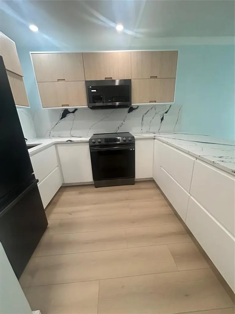 101 SE 6th Avenue Pompano Beach FL 33060