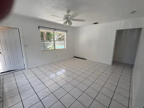 231 SW 8th Street Dania Beach FL 33004
