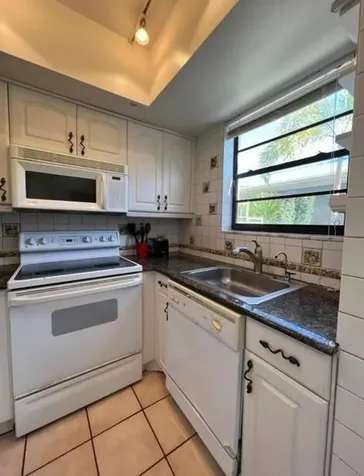4652 Poinciana Street Lauderdale By The Sea FL 33308