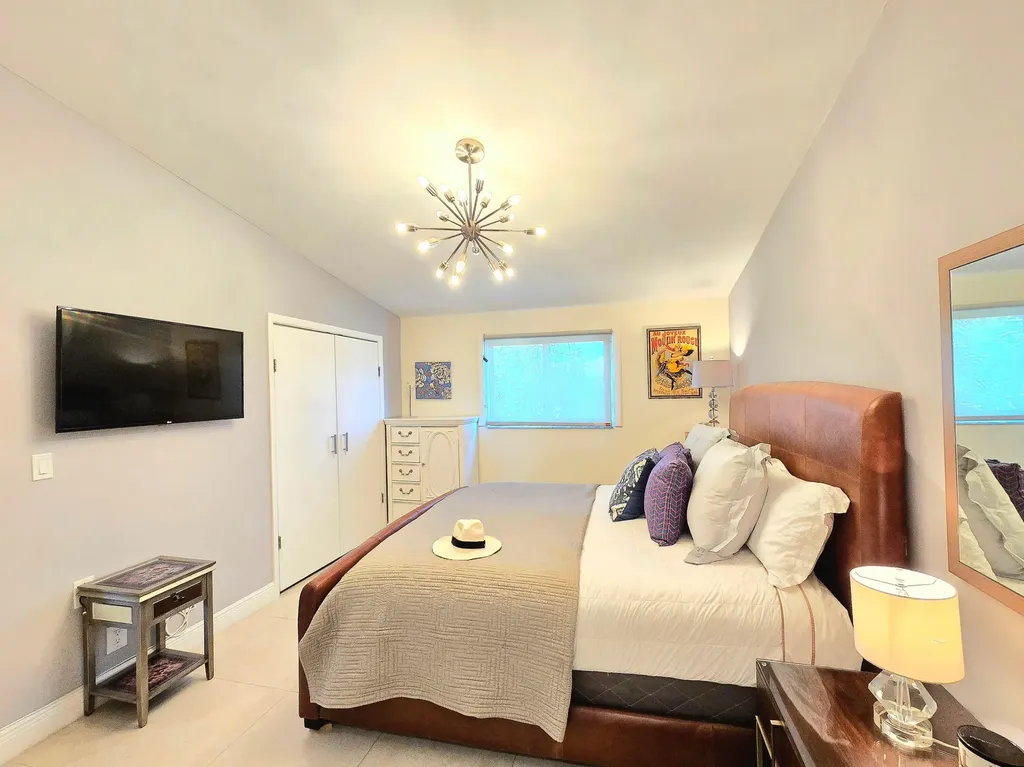 50 SE 12th Street Boca Raton FL 33432