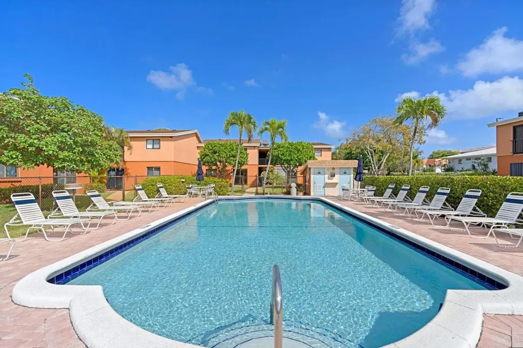 50 SE 12th Street Boca Raton FL 33432