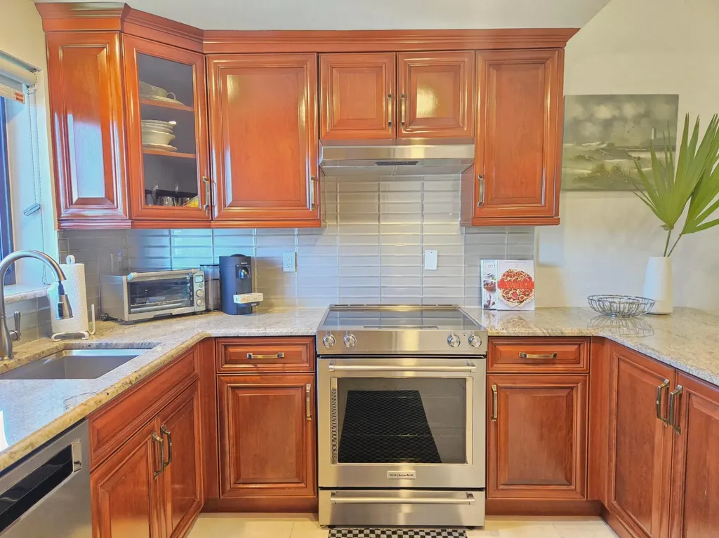 50 SE 12th Street Boca Raton FL 33432