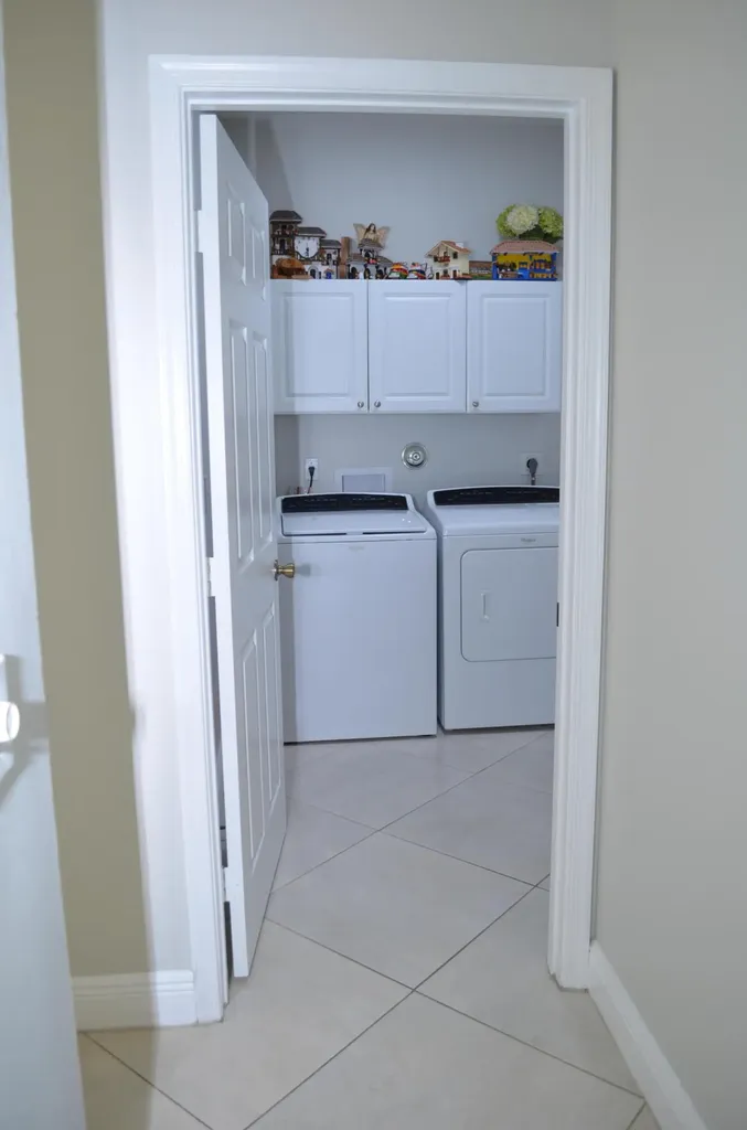 9242 Olmstead Drive Lake Worth FL 33467