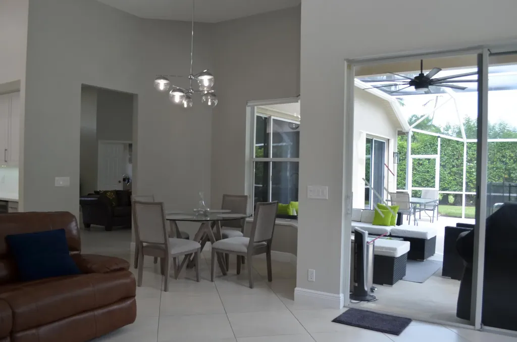 9242 Olmstead Drive Lake Worth FL 33467
