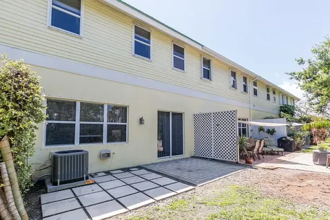 117 Barefoot Cove Hypoluxo FL 33462