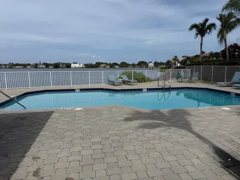 117 Barefoot Cove Hypoluxo FL 33462