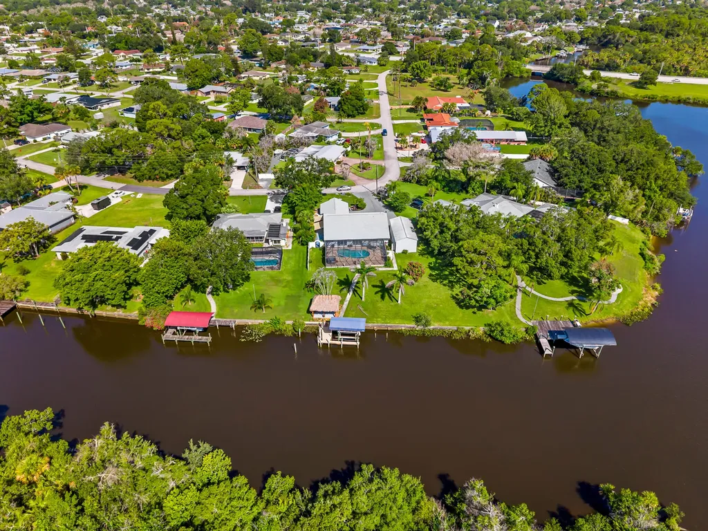 446 S Naranja Avenue Port St Lucie FL 34983