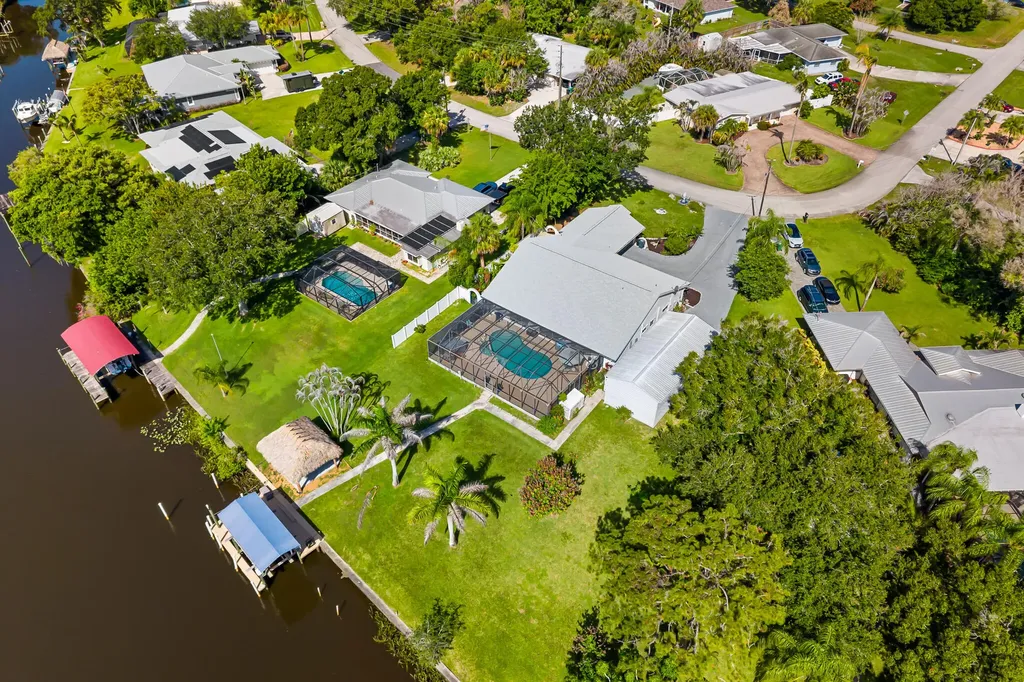 446 S Naranja Avenue Port St Lucie FL 34983
