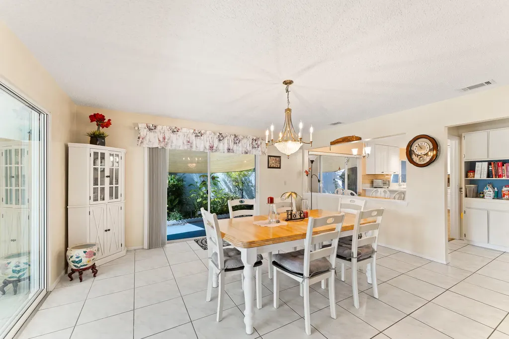 446 S Naranja Avenue Port St Lucie FL 34983