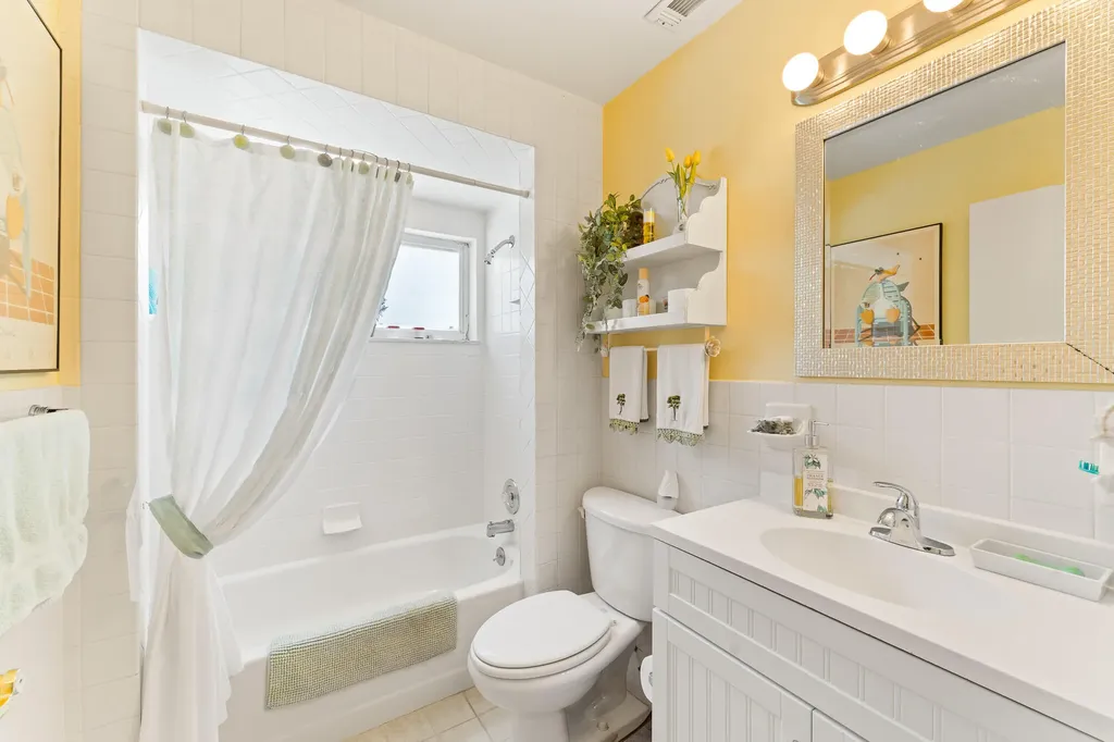 446 S Naranja Avenue Port St Lucie FL 34983