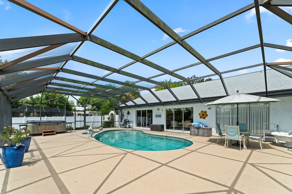 446 S Naranja Avenue Port St Lucie FL 34983