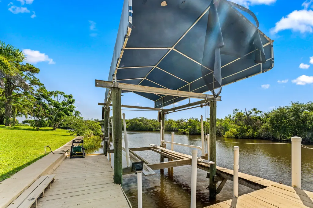446 S Naranja Avenue Port St Lucie FL 34983
