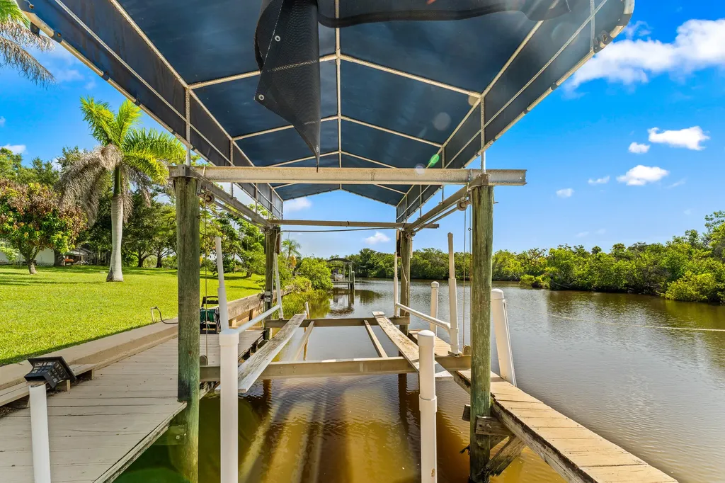 446 S Naranja Avenue Port St Lucie FL 34983