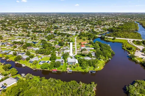 446 SE Naranja Avenue Port St Lucie FL 34983