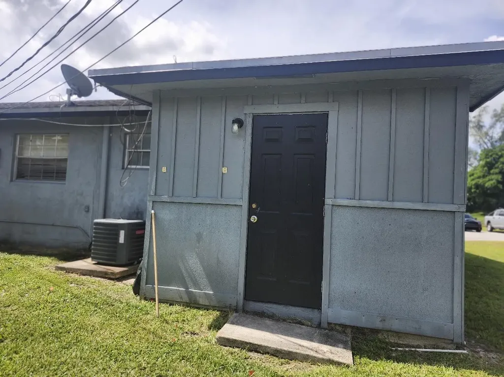 4990 Kirk Road Lake Worth Beach FL 33461