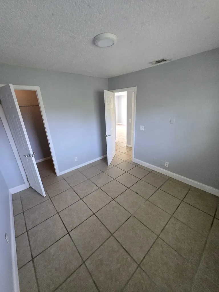 4990 Kirk Road Lake Worth Beach FL 33461