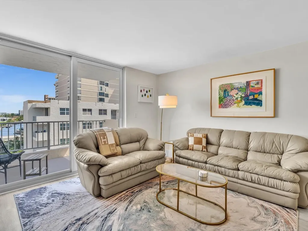 1421 S Ocean Boulevard Pompano Beach FL 33062