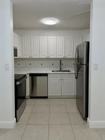 2661 Riverside Drive Coral Springs FL 33065