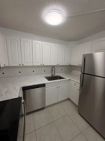 2661 Riverside Drive Coral Springs FL 33065