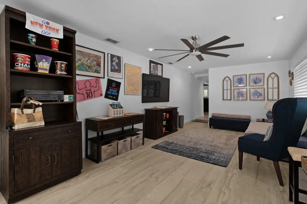 3319 NE 18th Street Fort Lauderdale FL 33305