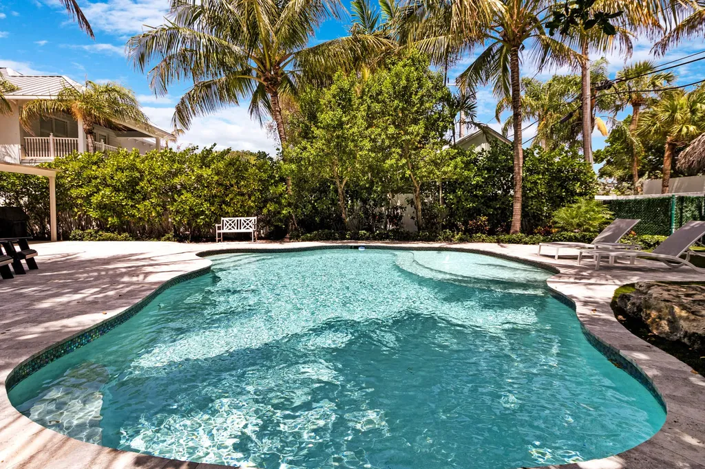 3319 NE 18th Street Fort Lauderdale FL 33305