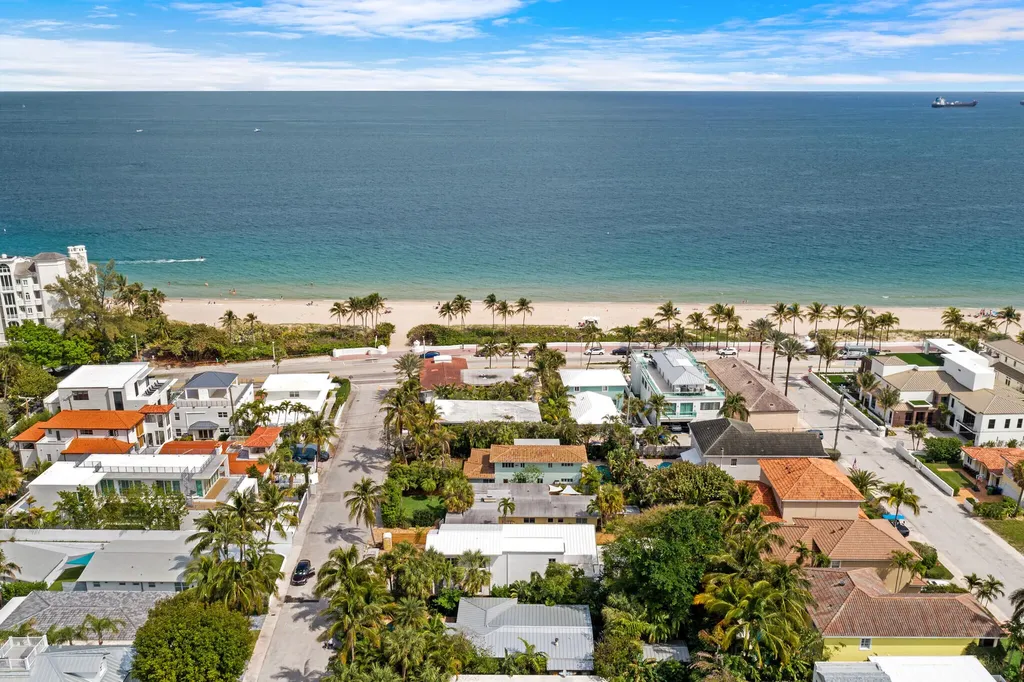 3319 NE 18th Street Fort Lauderdale FL 33305