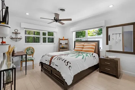 3319 NE 18th Street Fort Lauderdale FL 33305