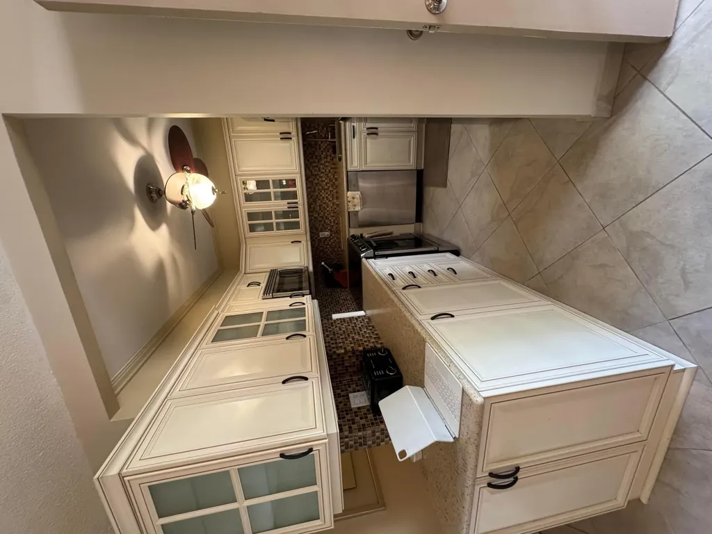 220 Kings Point Drive Sunny Isles Beach FL 33160