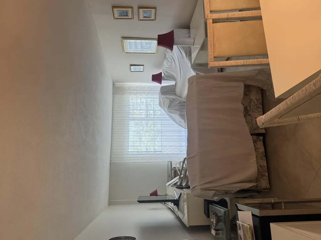 220 Kings Point Drive Sunny Isles Beach FL 33160