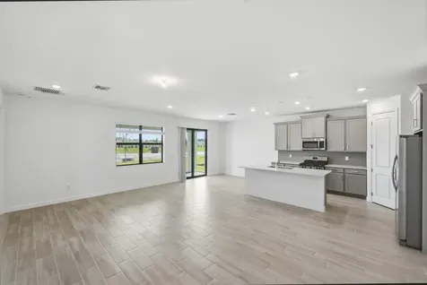 6669 NW Heirloom Terrace Port St Lucie FL 34987
